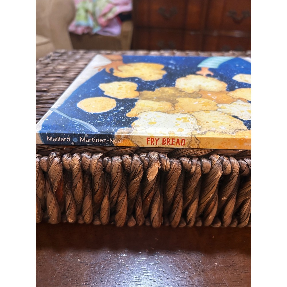 Fry Bread A Native American Family Story Kevin Noble Maillard Hardcover 2019 - Picture 6 of 8